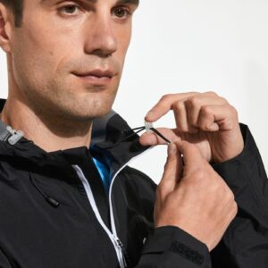 Chaqueta shell técnica negra de montaña